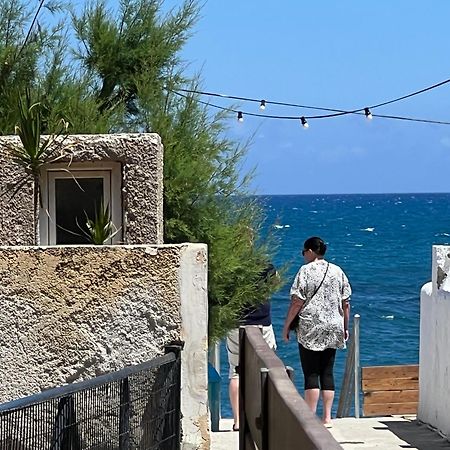 Artemis Rooms Two Steps By The Sea Platanés Екстериор снимка