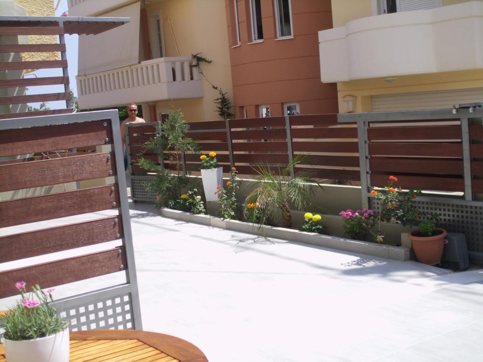 Artemis Rooms Two Steps By The Sea Platanés Екстериор снимка